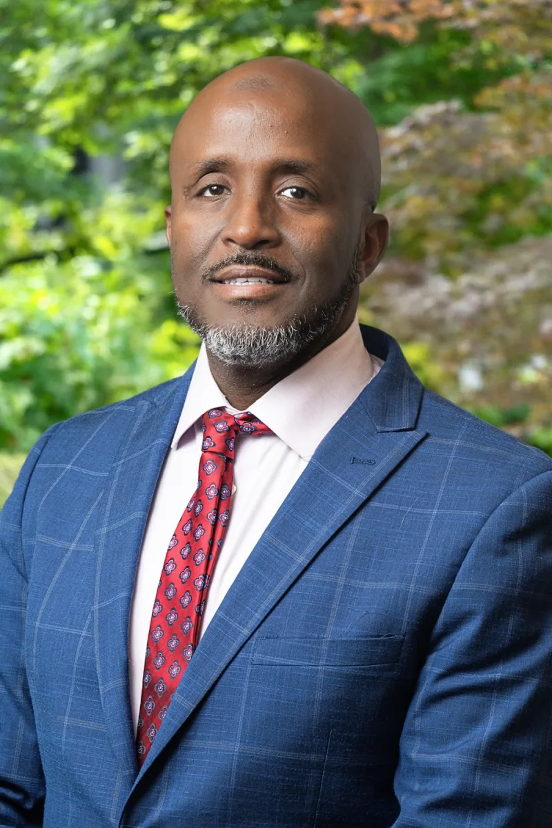 Cabdi, real estate agent